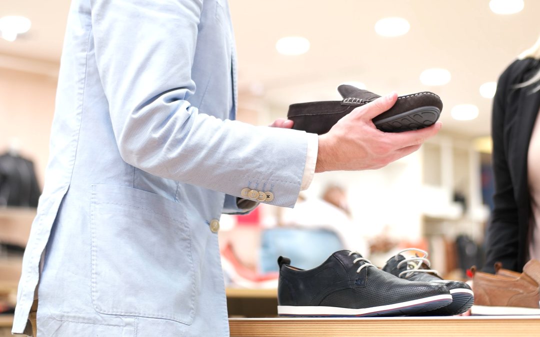 Chaussures Thérapeutiques à Arras : Expertise et Conseils à la Pharmacie du Théâtre
